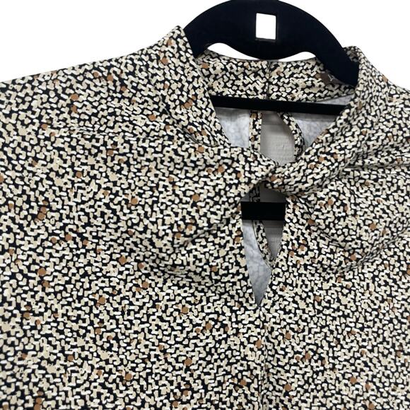 J. McLaughlin Catalina Cloth Keyhole Cutout Abstract Animal Print Top Womens XS - Picture 4 of 6